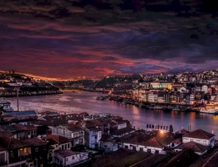 Night in the city is a sensory journey